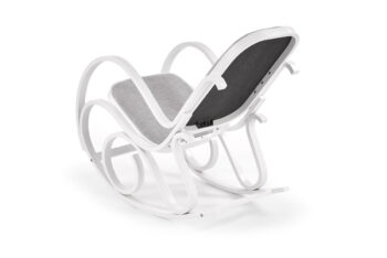Hojdacie kreslo MAX BIS PLUS je veľmi pohodlné kreslo, ktoré Vám poskytne vytúžený relax a príjemnú pohodu. Vďaka svojej atypickej štruktúre patrí medzi dizajnérske skvosty. Drevená konštrukcia je bohatá na detaily v podobe zakrivených vzorov po stranách. Rozmer kresla je (ŠxHxV): 52x90x95 cm.…