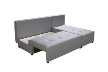 MAXXX - to je elegantná rohová sedačka v modernom dizajne. Sedačka má praktické funkcie ako úložný priestor a funkciu rozkladu. Po rozložení vznikne ložná plocha s rozmerom 203 x 127 cm. Sedák je tvorený bonellovou pružinou a PUR penou. Rozmery sedačky MAXXX v/š/h 75/203/140 cm. Výška sedenia je 40 cm.Sedačka je univerzálna, je možné zložiť ju na pravú aj ľavú stranu.