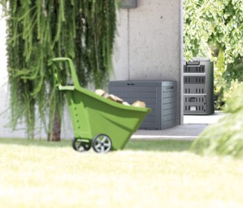 Praktickú plastovú záhradnú truhlicu MBWL140 140 l s imitáciou dreva skvele využijete na záhrade či terase, na odloženie vankúšov, podsedákov či akéhokoľvek záhradného príslušenstva alebo detských hračiek. Jej rozmery sú (ŠxHxV): 58,5x46x55 cm a je vyrobená v krásnom prevedení hnedej, ktoré…