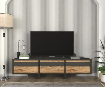 TV stolík MEGYObohaťte svoju obývačku moderným a praktickým TV stolíkom MEGY. Tento štýlový nábytok je navrhnutý tak, aby spĺňal všetky vaše požiadavky na funkčnosť a estetiku.Špecifikácia produktu:Názov produktu: MEGYTyp tovaru: TV stolíkVhodné do miestnosti: obývacia izbaMateriál: LTDRozmer: 180 x 57,8 x 35 cmFarba: antracit + svetlo hnedáVybavenie: skrinkyPočet dvierok: 3Hrúbka materiálu: 18 mmDodatočné informácie: Dodávame v demonteTV stolík MEGY ponúka dostatok úložného priestoru vďaka trom dvierkam, za ktorými sa nachádzajú praktické skrinky. Je vyrobený z kvalitného materiálu LTD s hrúbkou 18 mm, čo zaisťuje jeho pevnosť a dlhú životnosť. Kombinácia antracitovej a svetlo hnedej farby dodáva vašej obývačke moderný a elegantný vzhľad.Vďaka jednoduchej montáži, ktorú umožňuje dodanie v demontovanom stave, si môžete svoj nový TV stolík užívať behom chvíľky. Získajte TV stolík MEGY a vylepšite svoju obývačku štýlovým a funkčným doplnkom!