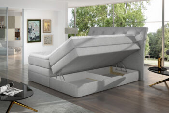 Manželská posteľ Memento patrí k boxpringovým posteliam, ktoré zosobňujú eleganciu, luxus a pohodlný odpočinok v jednom. Je vyrobená z vysoko kvalitných materiálov, čo zaisťuje jej dlhodobé používanie. Táto atraktívna posteľ bude vo vašej spálni vynikať a stane sa súčasťou vášho domova.V spodnej časti postele Memento sa nachádzajú dva priestranné úložné priestory. Nad úložným priestorom je zabudovaný matrac, ktorý je vyplnený bonellovými pružinami v spojení s PUR penou o hustote T-25. Na ňom sa nachádza matrac, ktorý je vyplnený pružinami POCKET, čo sú vysokokvalitné taštičkové pružiny. V cene postele je tiež TOPPER - vrchný krycí matrac. Je vyplnený PUR penou o hustote T3030. Topper eliminuje medzeru medzi matracmi a vytvára tak mäkký a hladký povrch na spanie. Dekoratívnym prvkom postele je jej prešívané vysoké čelo. Vyzerá veľmi štýlovo a zároveň slúži ako operadlo a chráni stenu pred oderom. Manželská posteľ Memento je čalúnená pevnou a kvalitnou poťahovou látkou Omega 68.  Rozmery postele (š,v,h): 158 x 120 x 215 cm. Výška spacej plochy: 62 cm. Spacia plocha: 140 x 200 cm.Ďalšie charakteristiky:Tvrdosť matraca - H3Obojstranný matracHypoalergénny poťahPoťah je snímateľný (na zips) - možnosť prať na 40°CV našej ponuke nájdete aj ďalšie prevedenia tejto štýlovej postele.Dodávame v demontovanom stave.