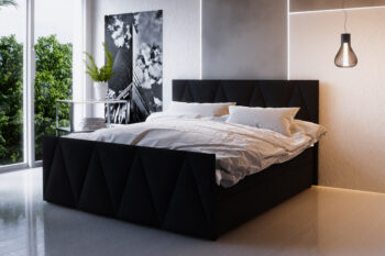 Štýlová a elegantná posteľ MERENGE, patrí medzi moderné manželské postele. Výrazným dizajnovým prvkom je jej čelo, ktoré tiež ochráni vašu stenu pred oderom.Posteľ je čalúnená. Použitá je kvalitná látka COSMIC 100. Disponuje praktickým úložným priestorom. Súčasťou postele je bonelový matrac a rošt. Pre väčší komfort si môžete dokúpiť praktický vrchný krycí matrac TOPPER (viď. doporučené produkty).Celkové rozmery postele (š,v,h): 185 x 102 x 216 cm. Výška predného čela postele: 56 cm. Výška spacej plochy 45 cm. Maximálna nosnosť postele: 240 kg.V našej ponuke nájdete aj ďalšie prevedenia a rozmery postelí MERENGE.Dodávame v demontovanom stave.