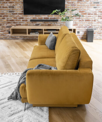 Niekedy stačí aj jeden kus nábytku do obývačky, hosťovskej izby či spálne, ktorý ju zútulní a dodá jej nový charakter. Takýmto úžasným doplnkom do Vášho domova sa môže stať rozkladacia sedacia súprava s úložným priestorom MERI 3+1+1. Jednoduchý, no zato veľmi elegantný dizajn tohto jedinečného setu…