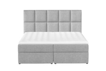 Exkluzívna a pohodlná manželská posteľ MILLY Vás hneď zaujme svojím módnym čelom. Jeho výška a jednoduchý tvar s prešívaním zabezpečí posteli elegantný a moderný vzhľad. Dokonale sa hodí do Vašej spálne, kde Vám poskytne miesto potrebné na relax a oddych.Posteľ MILLY má vysoký matrac, veľký čalúnený rám a úložný priestor. Konštrukcia postele je vyrobená v kombinácii dreva a LTD materiálu. Spacia plocha 165 x 200 poskytne dostatočne veľkú plochu pre odpočinok. Matrac má tvrdosť H3 a je tvorený kombináciou bonellových pružín a PUR peny s hustotou T25. Spolu s vrchným topperom zabezpečí pohodlnosť a uloženie Vašej chrbtice do správnej polohy. Je hypoalergénny. Posteľ je čalúnená veľmi príjemnou látkou Berlin 03.Rozmery:- šírka: 165 cm,- výška: 124 cm.- hĺbka: 210 cm.Výška matraca 15 cm, výška toppera 4 cm. Matrac a topper je v cene postele. V ponuke aj ďalšie farby čalúnenia.