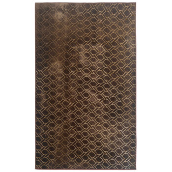 Koberec Moronis Typ 2 s rozmermi 100x140 cm je ideálnym doplnkom pre váš interiér, ktorý prinesie do vašej domácnosti moderný vzhľad a útulnú atmosféru. Tento koberec od značky KONDELA je navrhnutý tak, aby spĺňal všetky vaše estetické aj praktické požiadavky.