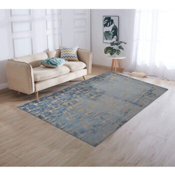 Koberec Moronis Typ 3 v rozmere 80x150 cm je ideálnym doplnkom pre váš interiér, ktorý prinesie moderný vzhľad a eleganciu do každej miestnosti. Tento tmavosivý koberec od značky KONDELA je vyrobený z kvalitného polyesteru, čo zaručuje jeho dlhú životnosť a jednoduchú údržbu.…