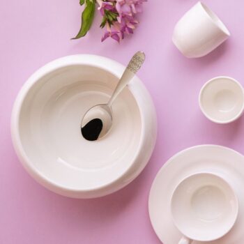 Univerzálna miska na cereálie z línie Premium Platinum Line je kompromisom moderných i osvedčených tvarov. Tento porcelán je klasickou voľbou a osloví každú generáciu.