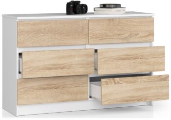 SOPHIE120: Moderná komoda v elegantnej kombinácii bielej a dubu Sonoma Uvedieme Vás k SOPHIE120, komode, ktorá kombinuje čistotu bielej s teplým odtieňom duba Sonoma. Tento štýlový kúsok nábytku sa dokonale zapíše do vášho moderne zariadeného bývania, či už v spálni alebo v obývacej izbe.  Typ tovaru: Komoda, skrinka < li>Materiál: Kvalitné LTD Rozmer: 77 x 120 x 40 cm Farba: Svieža biela doplnená o teplý dub Sonoma Vybavenie: 6 praktických zásuviek a ďalšie úložné priestory Štýl: Moderný a dizajnový   Komoda SOPHIE120 prináša nielen množstvo úložného priestoru vďaka šiestim zásuvkám a ďalším skvelým úložným miestam, ale stane sa aj vizuálnym magnetom v akejkoľvek miestnosti. Kombinácia bielej a dubu Sonoma dodá miestnosti pocit priestoru a eleganciu. Obohaťte svoj domov o nábytok, ktorý je nielen funkčný, ale aj nádherný na pohľad. Zaraďte do svojho interiéru komodu SOPHIE120 a urobte z neho útulné a štýlové miesto k životu!