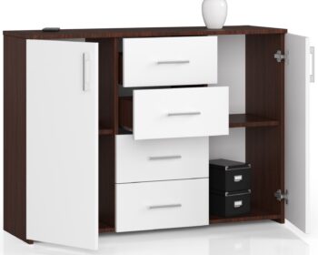 Moderná komoda TRAVI110: Perfektná kombinácia wenge a bielej Typ tovaru: Komoda TRAVI110 je skrinka, ktorá prináša svieži dizajn a funkčnosť do každého moderného domova. < p>Materiál: Kvalitný LTD materiál zaručuje vysokú odolnosť a dlhú životnosť tohto nábytku. Farba a dekor: Hlboký tón wenge v kombinácii s čistou bielou dodáva komode výnimočný vzhľad. Štýl a vybavenie: So štyrmi zásuvkami, dvoma dverovými časťami av modernom dizajnovom štýle, je TRAVI110 ideálnym riešením pre úložný priestor v súčasných interiéroch. Rozmery: Vďaka rozmerom 80 x 110 x 35 cm a celkovými 4 policami, táto komoda skvele využije priestor v miestnosti bez zbytočného zaujímania miesta. Najlepšie pre:  Spálňa : Skvelá voľba pre oblečenie, šperky alebo dokonca posteľnú bielizeň. Obývacia izba: Ideálna pre uskladnenie kníh, DVD, hudobných CD alebo dekorácií.