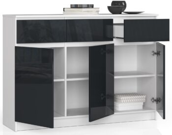 Moderná komoda LIANA140 v elegantnej kombinácii bielej a grafit lesku Potrebujete unikátny kúsok nábytku, ktorý prepojí funkčnosť s dizajnom? Predstavujeme LIANA140, komodu, ktorá vám ponúka nielen úložný priestor, ale aj estetický zážitok. Tento skvost v kombinácii bielej a grafit lesku je ideálnym doplnkom pre vašu spálňu či obývaciu izbu.  Typ tovaru: Komoda, skrinka Materiál: LTD - garancia kvality a odolnosti Rozmer: 99 x 138 x 40 cm - skvelé rozmery pre optimálne uskladnenie Farba: biela + grafit lesk - sofistikovaná kombinácia pre moderné interiéry Vybavenie: 3 zásuvky a dvierka plné - dostatok priestoru pre vaše veci Počet dverí, dvierok: 3 dverové Počet políc: 6 - vytvorte si svoj vlastný systém usporiadania > Dekor: lesk - dodáva produktu luxusný vzhľad  LIANA140 je tým pravým kúskom nábytku pre všetkých, ktorí hľadajú kombináciu dizajnu a funkčnosti. Táto vysoká komoda s lesklým dekorom oživí každý interiér a stane sa nepostrádateľnou súčasťou vášho domova.