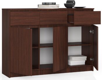 LIANA140: Elegancia v odtieni wenge Objavte skvelý spojenec pre vaše úložné potreby a zároveň skvostný doplnok moderného interiéru. Predstavujeme LIANA140 - komodu, ktorá kombinuje funkčnosť s výnimočným dizajnom.  Typ tovaru: Komoda, skrinka Materiál : LTD - záruka odolnosti a dlhej životnosti Rozmer: 99 x 138 x 40 cm - priestranná, ale nenápadná Farba : wenge - hlboké a elegantné Vybavenie: 3 zásuvky a dvierka plné - dostatok miesta pre všetko, čo potrebujete skladovať  Počet dverí, dvierok: 3 dverové Počet políc: 6 - usporiadanie podľa vašich potrieb  S moderným a dizajnovým štýlom LIANA140 ľahko obohatíte spálňu či obývaciu izbu. Jej vysoký a štíhly vzhľad dodáva priestoru sofistikovaný vzhľad, zatiaľ čo farba wenge prináša teplý a pohodlný pocit.