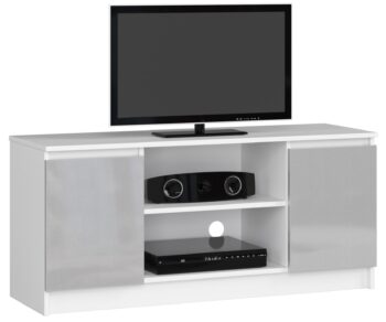 TV stolík ROMANA120 - skvelý doplnok do vašej obývačky Objavte dizajnový a moderný TV stolík ROMANA120, ktorý sa dokonale hodí do každej obývačky. S jeho jedinečným metalickým leskom a elegantnou bielou farbou bude stredobodom pozornosti v každom interiéri.  Typ tovaru: TV stolík < li>Materiál: LTD Rozmery: 55 x 120 x 40 cm Farba: biela s metalickým leskom Vybavenie: dvierka plné (skrinka) Štýl: moderné, dizajnové Dekor: lesk Počet políc: 2  Vychutnajte si kvalitu a štýl v jednom s TV stolíkom ROMANA120!