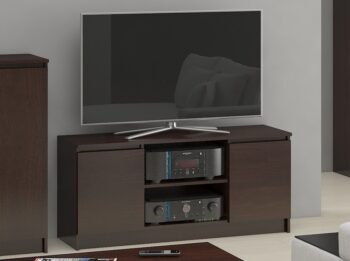 TV stolík ROMANA120: Dizajnový skvost pre vašu obývaciu izbu  Ak hľadáte kombináciu dizajnu, kvality a funkčnosti, predstavujeme vám TV stolík ROMANA120. S moderným a dizajnovým vzhľadom vo farbe wenge je tento stolík skvelým doplnkom pre každú obývaciu izbu, ktorá chce vyniknúť.   Typ tovaru: TV stolík Vhodné do miestnosti: obývacia izba < strong>Materiál: LTD Rozmer: 55 x 120 x 40 cm Farba: wenge Vybavenie: dvierka plné (skrinka) Štýl: moderné, dizajnové Počet políc : 2   Elegantná farba wenge dodáva ROMANA120 luxusný vzhľad, zatiaľ čo dve police a skrinka s plnými dvierkami poskytujú dostatok úložného priestoru pre všetky vaše mediálne zariadenia. Nechajte sa očariť týmto dokonalým kúskom nábytku, ktorý prináša do vašej obývačky nielen štýlový vzhľad, ale aj praktickosť.