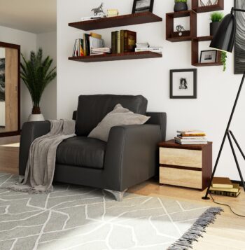 CALIN40: Elegancia wenge v kombinácii s prírodným dubom Sonoma Obohaťte svoju spálňu o kúsok nábytku, ktorý kombinuje hlboké tóny wenge s jemným a prírodným dubom Sonoma. CALIN40 je nočný stolík, ktorý spája v sebe nielen funkčnosť, ale aj výnimočný dizajn.  Materiál: Kvalitný a dlhotrvajúci LTD garantuje odolnosť a dlhú životnosť tohto stolíka. Rozmery: S ideálnymi rozmermi 40 x 40 x 35 cm sa ľahko zmestí do každej spálne, či už máte priestranný byt alebo útulný izbičku. Farba: Temné tóny wenge v kombinácii s dubom Sonoma prinášajú do interiéru hrejivosť a elegantný vzhľad. Funkcia: Tiché dovieranie zaisťuje, že žiadne rázy alebo hluky vás v noci nevyrušia z pokojného spánku. Vybavenie: Dve priestranné zásuvky ponúknu dostatok miesta na uloženie vašich najdôležitejších vecí. Štýl : Moderné a dizajnové línie tohto nočného stolíka budú skvelým doplnkom k vášmu posteľnému zariadeniu.  Dajte svojmu interiéru nádych luxusu a komfortu s nočným stolíkom CALIN40. Kombinácia wenge a dubu Sonoma premení vašu spálňu na útočisko pokoja a elegancie.