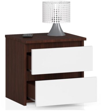 CALIN40: Elegantná kombinácia wenge a bielej Uvítame vám CALIN40, nočný stolík, ktorý v sebe spája klasický odtieň wenge s čistotou bielej. Dokonalá kombinácia, ktorá premení vašu spálňu na moderné útočisko plné štýlu.  Materiál: LTD materiál garantuje dlhú životnosť a výnimočnú odolnosť proti opotrebovaniu.  Rozmery: Kompaktné rozmery 40 x 40 x 35 cm robia CALIN40 ideálnym riešením pre každú spálňu. Farba: Skvostná kombinácia tmavého wenge a sviežej bielej dodá vašej spálni sofistikovaný vzhľad. Funkcia: Vďaka tichému dovieraniu si môžete užívať pokojnú noc bez náhlych hlukov. Vybavenie: Dve praktické zásuvky ponúkajú dostatok úložného priestoru pre všetky vaše nočné nevyhnutnosti. Štýl: Moderné a dizajnové prevedenie, ktoré prináša do vášho interiéru nadčasovú eleganciu.  Urobte zo svojej spálne miesto, kde sa spája tradícia s moderným dizajnom, s nočným stolíkom CALIN40.
