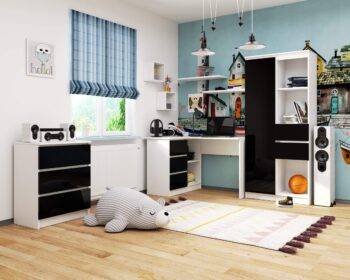 Rohový písací stôl HERRA124L: Elegantná kombinácia bielej a čierneho lesku HERRA124L je moderne dizajnový rohový písací stôl, ktorý skvele oživí ako detskú izbu, tak aj kanceláriu či pracovňu. Jeho kombinácia bielej a čiernej lesklej dekorácie z nej robí elegantný a súčasne praktický kúsok nábytku.  Dimenzia: Rozmery 77 x 124 x 85 cm ponúkajú dostatok priestoru pre pohodlnú prácu.  Materiál: Kvalitný LTD materiál garantuje dlhú životnosť a odolnosť proti opotrebovaniu. Farba a dekor: Štýlová kombinácia bielej a čiernej lesku prinesie do miestnosti moderný vzhľad. Vybavenie: Tri priestranné zásuvky umožňujú ľahké skladovanie potrebných materiálov a dokumentov. Police: Dve praktické police pre ďalší úložný priestor. Tvar: Vďaka rohovému tvaru je možné stôl efektívne umiestniť do rôznych konfigurácií miestnosti.  Ľavé prevedenie. HERRA124L je nielen funkčný, ale aj vizuálne pôsobivý nábytok. S touto kombináciou praktickosti a štýlu budete mať istotu, že ste urobili správnu voľbu pre svoj interiér.