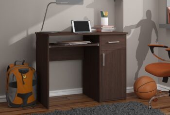 Moderný Písací stôl MELANIA90 v elegantnej farbe wenge MELANIA90 je symbolom kombinácie štýlu a praktickosti. V exkluzívnej farbe wenge tento písací stôl predstavuje dokonalý kúsok nábytku pre detskú izbu, kanceláriu alebo pracovňu.  Materiál: Vyrobené z vysoko kvalitného a odolného LTD. Rozmery: 74 x 90 x 50 cm - ideálna veľkosť pre každý typ miestnosti. Farba: Tmavý a elegantný odtieň wenge - pre moderné vzhľad vášho interiéru. Vybavenie: S jednou zásuvkou a výsuvnou doskou na klávesnici pre maximálny komfort pri práci. Štýl: Moderný a dizajnový vzhľad, ktorý dodá charakter akémukoľvek priestoru. Počet políc: 3 - na usporiadanie všetkých vašich potrieb a pracovných nástrojov.   MELANIA90 kombinuje funkcionalitu s estetickým dizajnom. Urobte svoj pracovný priestor výnimočným s týmto nádherným stolom!