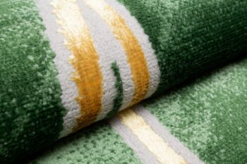 Moderný zelený koberec so zlatým vzorom Šírka: 120 cm | Dĺžka: 170 cm