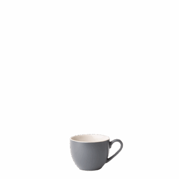 V živote plnom povinností je dôležité nájsť si čas pre seba a doslova vypnúť mozog. K takémuto relaxu sa skvelo hodí keramická šálka z kolekcie Elements East grey. Jej farebné prevedenie prinesie pokoj vašej duši a vy si tak môžete bezstarostne vychutnať voňavú rannú kávičku. Súčasťou setu je aj podšálka, ktorá vám okrem príjemného vzhľadu zabezpečí aj čistý stôl. Set obsahuje: 4x mokka šálka 90 ml 4x mokka podšálka 12,5 cm
