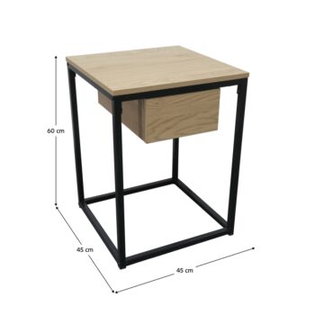 Príručný stolík Navaro Typ 3 v elegantnej kombinácii čiernej a dubu je ideálnym doplnkom pre moderné interiéry. Tento štýlový kus nábytku od značky KONDELA sa vyznačuje hranatým tvarom, ktorý dodáva priestoru sofistikovaný vzhľad. S rozmermi 45 cm na šírku, 45 cm na hĺbku…