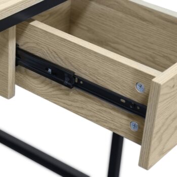 Príručný stolík Navaro Typ 3 v elegantnej kombinácii čiernej a dubu je ideálnym doplnkom pre moderné interiéry. Tento štýlový kus nábytku od značky KONDELA sa vyznačuje hranatým tvarom, ktorý dodáva priestoru sofistikovaný vzhľad. S rozmermi 45 cm na šírku, 45 cm na hĺbku…