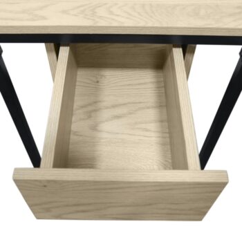 Príručný stolík Navaro Typ 3 v elegantnej kombinácii čiernej a dubu je ideálnym doplnkom pre moderné interiéry. Tento štýlový kus nábytku od značky KONDELA sa vyznačuje hranatým tvarom, ktorý dodáva priestoru sofistikovaný vzhľad. S rozmermi 45 cm na šírku, 45 cm na hĺbku…