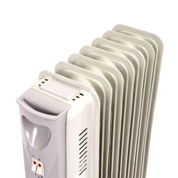 Elektrický olejový radiátor NB-1001 1500 W v bielej farbe je výborným záchrancom tam kde potrebujete rýchlo vykúriť priestor. Tento praktický elektrický ohrievač má 7 tlakovo testovaných rebier, ktoré zabezpečia dostatok tepla. Disponuje ručne nastaviteľným ovládaním s manuálnym termostatom…