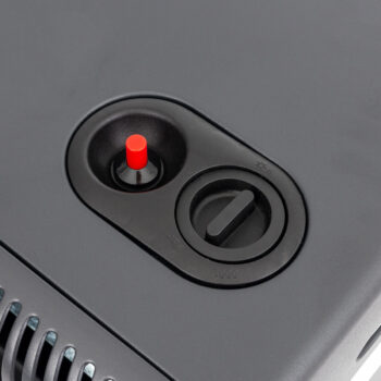 Izbový plynový ohrievač NB-G180B 4200 W vytvorí príjemné teplo za pár minút. Tento mobilný ohrievač má tri panely keramického telesa čo výrazne ovplyvňuje jeho účinnosť. Disponuje trojstupňovým nastavením výkonu (1,4 kW/2,8 kW/4,2 kW), ktorý umožňuje prispôsobiť vykurovací výkon požadovaným…