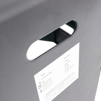 Izbový plynový ohrievač NB-G180B 4200 W vytvorí príjemné teplo za pár minút. Tento mobilný ohrievač má tri panely keramického telesa čo výrazne ovplyvňuje jeho účinnosť. Disponuje trojstupňovým nastavením výkonu (1,4 kW/2,8 kW/4,2 kW), ktorý umožňuje prispôsobiť vykurovací výkon požadovaným…