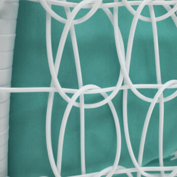 Predstavujeme vám závesné hojdacie kreslo Nolan New v elegantnej kombinácii bielej a mentolovej farby, ktoré je ideálnym doplnkom pre váš domov aj záhradu. Toto moderné kreslo od značky KONDELA je navrhnuté tak, aby poskytovalo maximálne pohodlie a štýl pre všetky vekové kategórie.