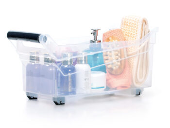 Plastový úložný box na kolieskach NUK3L s objemom 10 litrov je praktickým a moderným doplnkom do každého interiéru. Vďaka svojej priehľadnej farbe sa hodí do rôznych farebných schém a štýlov zariadenia. Box je vyrobený z kvalitného plastu, ktorý je ľahko udržiavateľný - stačí ho utierať navlhko.…