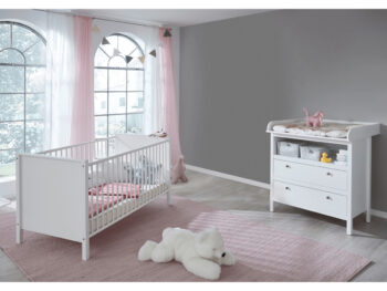 Detská postieľka Olje v elegantnej bielej farbe je ideálnym riešením pre každú detskú izbu. Táto postieľka, vyrobená z kvalitného laminovaného DTD materiálu, ponúka moderný vzhľad a praktickosť, ktorá sa hodí do akéhokoľvek interiéru. Je navrhnutá tak, aby poskytovala bezpečné a pohodlné miesto…