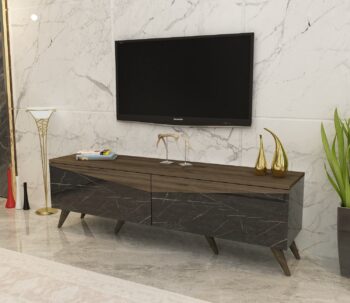 TV stolík OPAL - elegantné a praktické riešenie pre vašu obývaciu izbuTV stolík OPAL je ideálnou voľbou pre modernú obývaciu izbu. Jeho elegantný dizajn dodá interiéru štýl a funkčnosť.Vyrobený z kvalitného materiálu LTD s hrúbkou 18 mm, OPAL ponúka nielen atraktívny vzhľad, ale aj dlhú životnosť. Stolík je vybavený praktickou skrinkou s dvoma dvierkami, ktorá poskytuje dostatok úložného priestoru pre vaše multimediálne zariadenie alebo iné nevyhnutnosti.Hlavné vlastnosti produktu:Typ tovaru: TV stolíkVhodné do miestnosti: obývacia izbaMateriál: LTDRozmery: 46 x 150 x 29.6 cmFarba: čierna + orechVybavenie: skrinkaPočet dvierok: 2Dodatočné informácie: Dodávame v demonte, plastové nožičkyTV stolík OPAL je dodávaný v demontovanom stave a je ľahké ho zostaviť. Plastové nožičky zaisťujú stabilitu a ochranu podlahy.