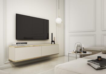 Moderný TV stolík ORLANDO sa stane pýchou každej obývačky. Zavesením na stenu v miestnosti pôsobí vzdušne a nadčasovo. Pre produkt boli použité módne farby a odolné materiály. Je vybavený dvoma priehradkami, ktoré poskytujú priestor pre rôzne typy elektronických zariadení a ďalšie príslušenstvo. Tiché a jemné otváranie dvierok zabezpečí push to open systém, stačí len zľahka zatlačiť na čelo nábytku. Zaujímavé zlaté lemovanie na TV skrinke pôsobí luxusne a štýlovo. Farebné prevedenie: béžováMateriál:  Laminovaná nábytková doska, vystužená ABS hranou.ROZMERY: Hĺbka: 32 cmŠírka: 135 cmVýška: 30 cmDodávame v demonte.  