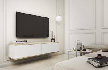 Moderný TV stolík ORLANDO sa stane pýchou každej obývačky. Zavesením na stenu v miestnosti pôsobí vzdušne a nadčasovo. Pre produkt boli použité módne farby a odolné materiály. Je vybavený dvoma priehradkami, ktoré poskytujú priestor pre rôzne typy elektronických zariadení a ďalšie príslušenstvo. Tiché a jemné otváranie dvierok zabezpečí push to open systém, stačí len zľahka zatlačiť na čelo nábytku. Zaujímavé zlaté lemovanie na TV skrinke pôsobí luxusne a štýlovo. Farebné prevedenie: bielaMateriál:  Laminovaná nábytková doska, vystužená ABS hranou.ROZMERY: Hĺbka: 32 cmŠírka: 135 cmVýška: 30 cmDodávame v demonte.  