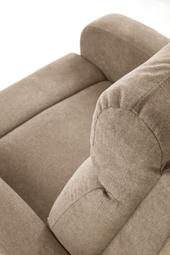 Príjemné chvíle plné odpočinku Vám s otvorenou náručou ponúka relaxačné kreslo OSLO 1S. Tak sa pohodlne usaďte a vychutnávajte si relax pri počúvaní hudby, čítaní knihy či pozeraní televízie alebo iných Vášmu srdcu blízkych činnostiach. Kreslo je odeté do kvalitnej látky v sympatickom prevedení…
