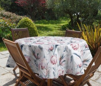 Obrus, štóla s tropickým botanickým vzorom Dĺžka: 85 cm | Šírka: 85 cm