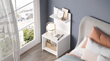 Nočný stolík PLUS 1 - Elegancia v bielom pre vašu spálňuZdokonalte svoj spálňový priestor s nočným stolíkom PLUS 1. Výrazná biela farba a minimalistický dizajn z neho robia ideálny kúsok nábytku pre modernú spálňu, ktorá sa nebojí zdôrazniť svoju eleganciu.Typ tovaru: Nočný stolíkMiesto použitia: SpálňaMateriál: Kvalitné LTD v dokonalej bielej farbeRozmer: 44,5 x 41,8 x 90 cmVybavenie:Odkladacia polica pre vaše obľúbené knihy, budík alebo iné potrebné predmetyKombinácia funkcionality a elegantného dizajnu - to je nočný stolík PLUS 1. Doprajte svojej spálni ten správny vzhľad a štýl.Dodávame v demonte.