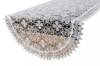 Ovalný krajkový obrus bielej farby Šírka: 80 cm | Dĺžka: 140 cm