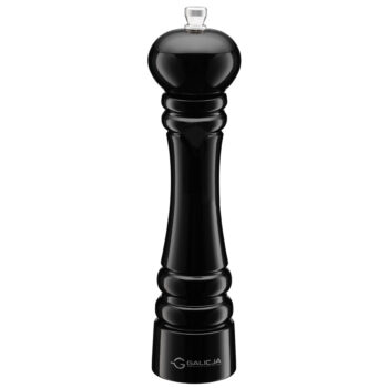 Dodajte pripravovanému jedlu tú správnu, vyváženú chuť, s čerstvo namletou soľou či korením pomocou mlynčeka na soľ a korenie PEDRO 24 cm. Vďaka svojmu krásnemu dizajnu a univerzálnemu čiernemu prevedeniu sa stane nie len skvelým praktickým pomocníkom v kuchyni, ale tiež jej dokonalým doplnkom.…
