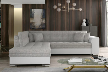 Sedačka PENNY patrí medzi moderné rohové sedačky. Štýlový dizajn v sebe spája rovné línie, zjemnené zaoblením opierok rúk a chrbta. Elegantné prešívanie vytvára vzor na sedacej aj opierkovej časti. Celkový vzhľad dopĺňajú dekoračné vankúšiky, ktoré sú súčasťou sedačky. Tento dominantný kúsok nábytku rozžiari celú miestnosť a stane sa jej neoddeliteľnou súčasťou. Vďaka možnosti rozkladu si vytvoríte spaciu plochu 200 x 126 cm, vhodnú na príležitostné spanie. Dolphinmechanizmus zabezpečí jednoduchú manipuláciu pri rozklade sedačky. Sedačka je vyrobená v kombinácii vlnovcovej pružiny a PUR peny. Touto kombináciou získate maximálne pohodlie pre sedenie či leňošenie. Hustota peny sedacej časti je T3030, hustota peny opierok je T2542.Sedačka je vyrobená v ľavom prevedení rohu. Je celočalúnená, vhodná aj na umiestnenie v priestore. Na čalúnenie je použitá kombinácia látky Berlin 01 a eko-kože Soft 17 Celkové rozmery (š/v/h): 260 x 80 x 205cm. Hĺbka sedenia 58 cm, výška sedenia 40 cm.V našej ponuke nájdete túto sedačku aj v opačnom prevedení rohu ako aj v ďalších módnych a štýlových farbách. 