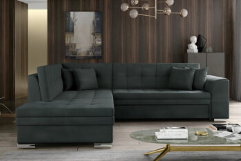 Sedačka PENNY patrí medzi moderné rohové sedačky. Štýlový dizajn v sebe spája rovné línie, zjemnené zaoblením opierok rúk a chrbta. Elegantné prešívanie vytvára vzor na sedacej aj opierkovej časti. Celkový vzhľad dopĺňajú dekoračné vankúšiky, ktoré sú súčasťou sedačky. Tento dominantný kúsok nábytku rozžiari celú miestnosť a stane sa jej neoddeliteľnou súčasťou. Vďaka možnosti rozkladu si vytvoríte spaciu plochu 200 x 126 cm, vhodnú na príležitostné spanie. Dolphinmechanizmus zabezpečí jednoduchú manipuláciu pri rozklade sedačky. Sedačka je vyrobená v kombinácii vlnovcovej pružiny a PUR peny. Touto kombináciou získate maximálne pohodlie pre sedenie či leňošenie. Hustota peny sedacej časti je T3030, hustota peny opierok je T2542.Sedačka je vyrobená v ľavom prevedení rohu. Je celočalúnená, vhodná aj na umiestnenie v priestore. Na čalúnenie je použitá kvalitná látka Monolith 97. Celkové rozmery (š/v/h): 260 x 80 x 205cm. Hĺbka sedenia 58 cm, výška sedenia 40 cm.V našej ponuke nájdete túto sedačku aj v opačnom prevedení rohu ako aj v ďalších módnych a štýlových farbách.  