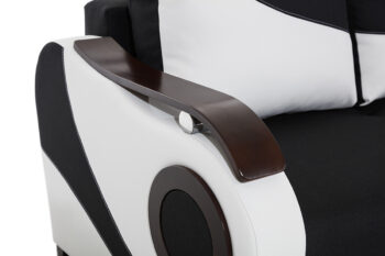 Unikátny dizajn a netradičné prevedenie sedacej súpravy PIETRO 3+1+1 zaujme svojou výnimočnosťou na prvý pohľad a bude stredobodom obdivu Vašej obývačky. Jej dokonalé farebné prevedenie v kombinácii farieb hnedá (Sawana 16) / béžová (Soft 33) a unikátne riešené, vysoké podrúčky s dreveným…