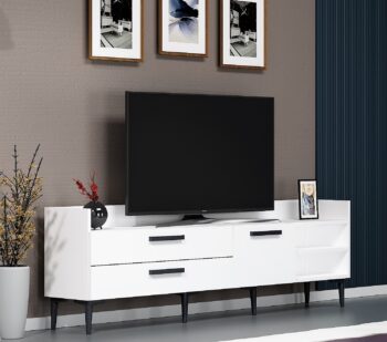 TV stolík PIKE - moderné a praktické riešenie pre vašu obývaciu izbuTV stolík PIKE je ideálnou voľbou pre tých, ktorí hľadajú elegantný a funkčný nábytok do obývačky. Vďaka svojmu modernému dizajnu a praktickému usporiadaniu poskytuje dostatok úložného priestoru a ľahko zapadne do každého interiéru.Vyrobený z kvalitného LTD materiálu s hrúbkou 18 mm, stolík PIKE je zárukou pevnosti a dlhej životnosti. Stolík je vybavený skrinkou s dvoma dvierkami a praktickým regálkom, ktorý umožňuje ľahké usporiadanie vašich multimediálnych zariadení a ďalších doplnkov. Plastové úchytky zaisťujú jednoduché a pohodlné otváranie.Hlavné vlastnosti produktu:Typ tovaru: TV stolíkVhodné do miestnosti: obývacia izbaMateriál: LTDRozmery: 55 x 180 x 29.6 cmFarba: bielaVybavenie: skrinka a regálPočet dvierok: 2Úchytky: plastDodatočné informácie: Dodávame v demonte, plastové nožičkyTV stolík PIKE je dodávaný v demontovanom stave, čo uľahčuje prepravu a montáž. Plastové nožičky zaisťujú stabilitu a ochranu podlahy pred poškodením.