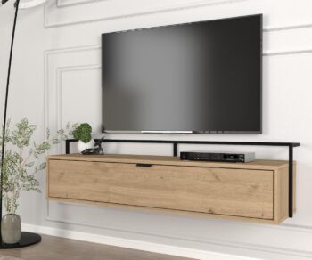 Závesný TV stolík PINTAPredstavujeme vám závesný TV stolík PINTA, ktorý prinesie do vašej obývačky moderný a elegantný vzhľad. Tento štýlový nábytok je navrhnutý tak, aby maximálne využil priestor a dodal vášmu interiéru svieži a minimalistický nádych.Špecifikácia produktu:Názov produktu: PINTATyp tovaru: závesný TV stolíkVhodné do miestnosti: obývacia izbaMateriál: LTD a kovRozmer: 138 x 34,5 x 34 cmFarba: svetlo hnedáVybavenie: skrinkaPočet dvierok: 1Hrúbka materiálu: 18 mmDodatočné informácie: Dodávame v demonteZávesný TV stolík PINTA je vyrobený z kvalitného materiálu LTD a kovu, čo zaručuje jeho pevnosť a dlhú životnosť. Jeho elegantná svetlo hnedá farba a čistý dizajn pridajú vašej obývačke moderný nádych. Stolík je vybavený praktickou skrinkou s jednými dvierkami, čo poskytuje dostatok úložného priestoru pre vaše elektronické zariadenia a ďalšie príslušenstvo.Vďaka jednoduchej montáži, ktorú umožňuje dodanie v demontovanom stave, si môžete svoj nový závesný TV stolík užívať behom chvíľky. Získajte závesný TV stolík PINTA a vylepšite svoju obývačku štýlovým a funkčným doplnkom!