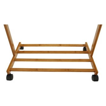 Praktický a štýlový pomocník pojazdný stojan VIKIR TYP 1 navždy skoncuje s povaľujúcim sa oblečením. Rozmery stojanu sú (ŠxHxV): 60x35x174 cm. Stojan disponuje šiestimi háčikmi napríklad na zavesenie kabelky, ďalej ho dopĺňa spodná polica, na ktorý môžete umiestniť napríklad obuv. Najviac však…