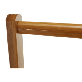 Praktický a štýlový pomocník pojazdný stojan VIKIR TYP 1 navždy skoncuje s povaľujúcim sa oblečením. Rozmery stojanu sú (ŠxHxV): 60x35x174 cm. Stojan disponuje šiestimi háčikmi napríklad na zavesenie kabelky, ďalej ho dopĺňa spodná polica, na ktorý môžete umiestniť napríklad obuv. Najviac však…