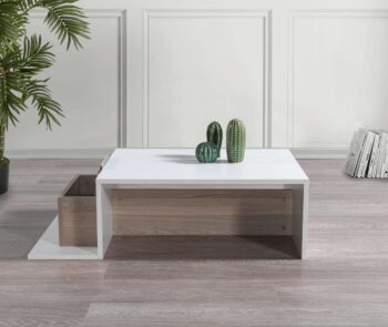 Konferenčný stolík POTTER je ideálnou voľbou pre vašu obývaciu izbu. Spája moderný dizajn s praktickými úložnými priestormi a je vyrobený z kvalitného LTD materiálu, čo zaručuje jeho dlhú životnosť a odolnosť.Detailné špecifikácieTyp tovaru: Konferenčný stolíkVhodné do miestnosti: Obývacia izbaMateriál: LTD s hrúbkou materiálu 18 mmRozmery: 106,8 x 31,8 x 60 cmFarba: Biela + svetlo hnedáVybavenie: Regálka pre praktické usporiadanie vašich vecíVzhľad: ŠirokáTvar: ObdĺžnikovýDodatočné informácie: Dodávame v demonteKonferenčný stolík POTTER prináša eleganciu a funkčnosť do vašej obývačky. Vďaka svojej kombinácii bielej a svetlo hnedej farby sa ľahko začlení do akéhokoľvek interiéru. Obdĺžnikový tvar a praktický regál poskytujú dostatok priestoru pre všetky vaše potreby, či už ide o knihy, dekorácie alebo diaľkové ovládače.