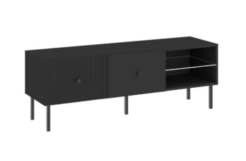 Ak hľadáte originálny nábytok do svojho interiéru, nábytok PRADY je perfektnou voľbou. Nábytok má estetický dekor frézovaných dverí, minimalistické úchytky a vysoké nožičky, čím úchváti nejedného zákazníka, ktorý má rád eleganciu a štýlovosť.Televízny stolík je vyrobený z kvalitných LTD dosiek, ktoré sú nenáročné na údržbu. Nožičky sú kovové. Stolík má jedny výklopné dvierka a jednu presklenú policu.Farba: antracit.Rozmery:šírka: 135 cmvýška: 48 cmhĺbka: 42 cm.V našej ponuke nájdete aj ďalšie prvky PRADY.Dodávame v demontovanom stave.
