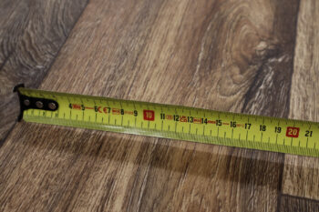PVC podlaha - lino Toptex Cracked Oak 693D, na mieru, šíře 4m,5m, hnedá, filc, chodba / predsieň